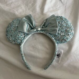Disney Parks “Frozen” Elsa Light Blue Minnie Mouse Ears